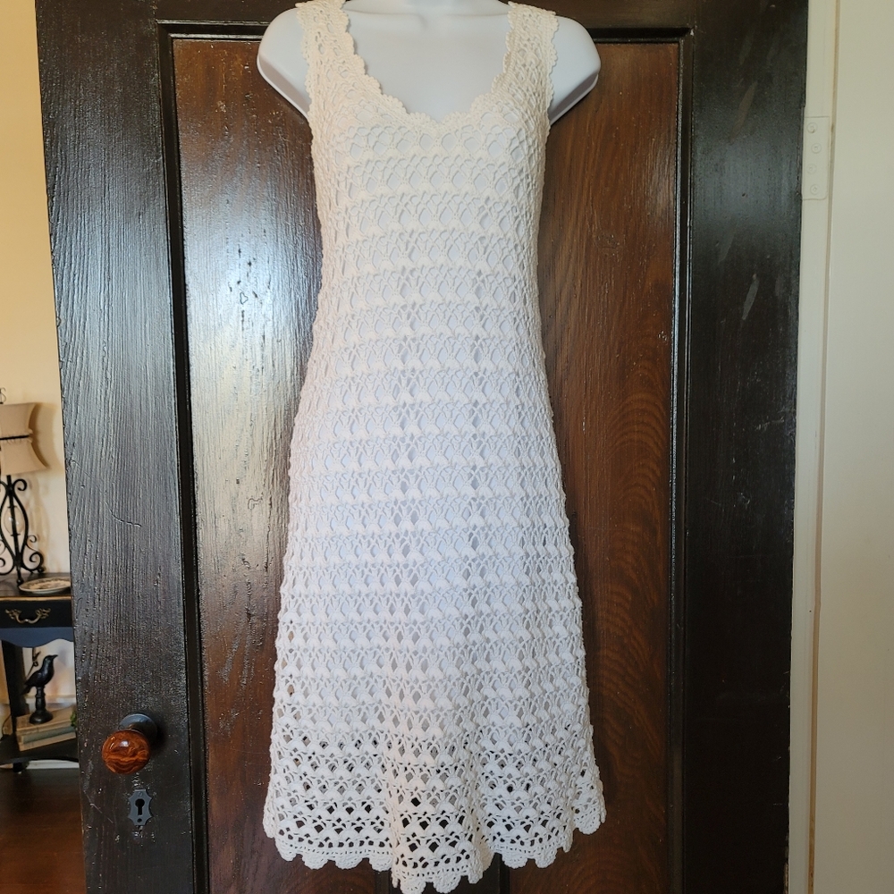 White I.N.C crocheted dress